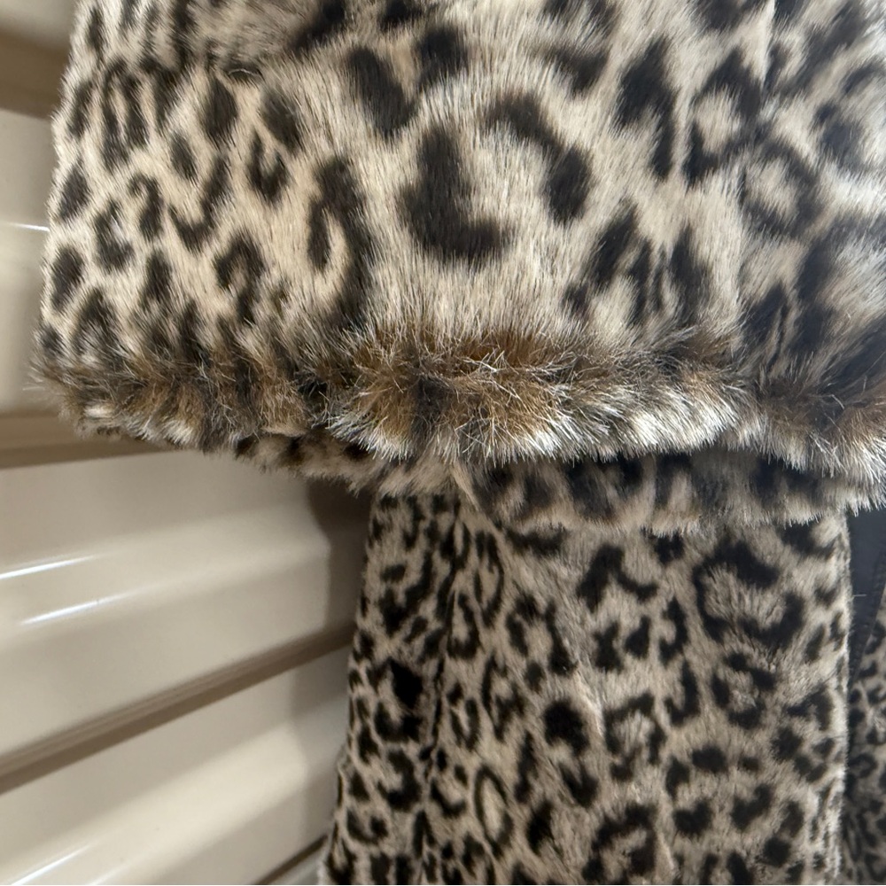 Calvin Klein Animal Print Faux Fur Coat with Brown Leatherette Belt - Picture 11 of 16